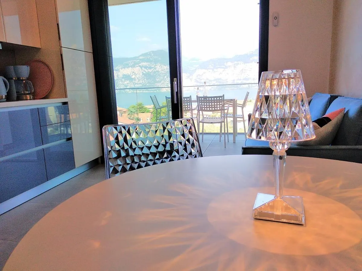 Ferienwohnung Blue Sky Garda - Zaffiro Malcesine